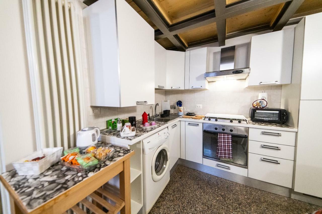 Apartamento Anais' Loft- Osp. Sant'Orsola-Fiera Bolonia Exterior foto