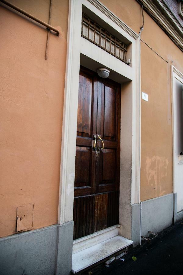 Apartamento Anais' Loft- Osp. Sant'Orsola-Fiera Bolonia Exterior foto