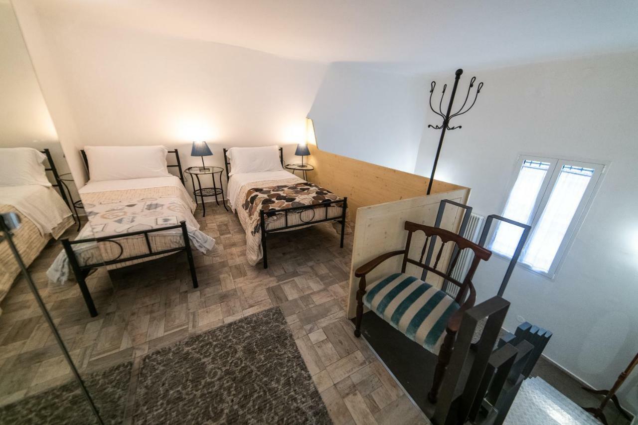 Apartamento Anais' Loft- Osp. Sant'Orsola-Fiera Bolonia Exterior foto